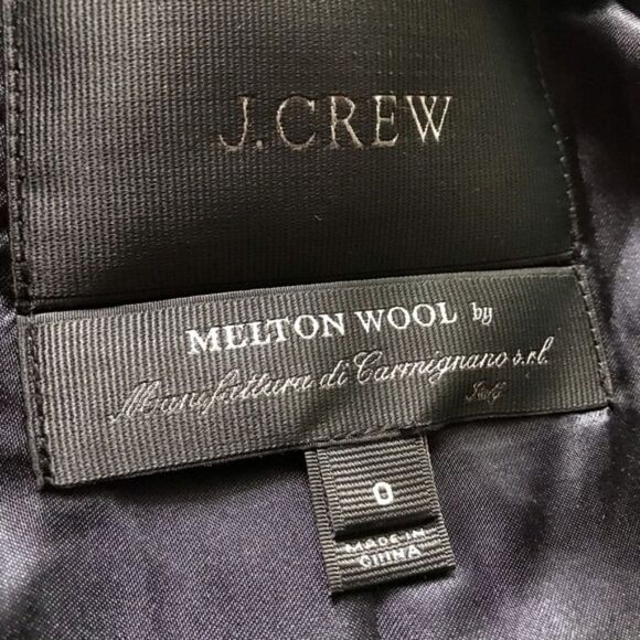 Like New. J. Crew Classic coat sz 0 - Picture 6 of 8